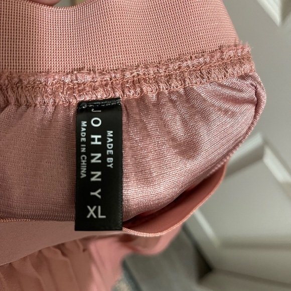 Made by Johnny Pink Pleated Skirt - Picture 2 of 2